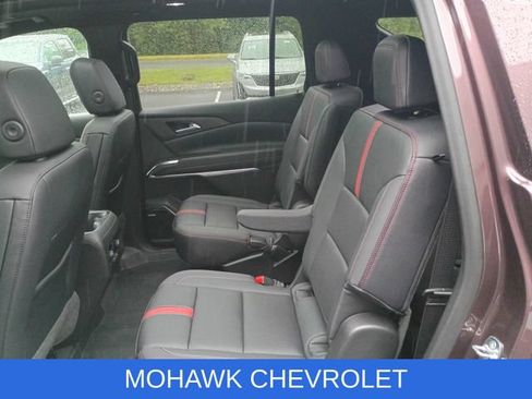 Used 2026 Chevrolet Traverse RS AWD/4WD image 26