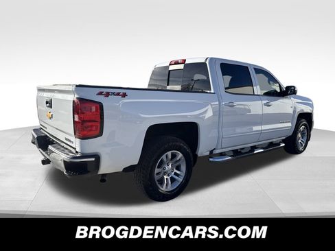 Used 2018 Chevrolet Silverado 1500 LT w/ All Star Edition image 3