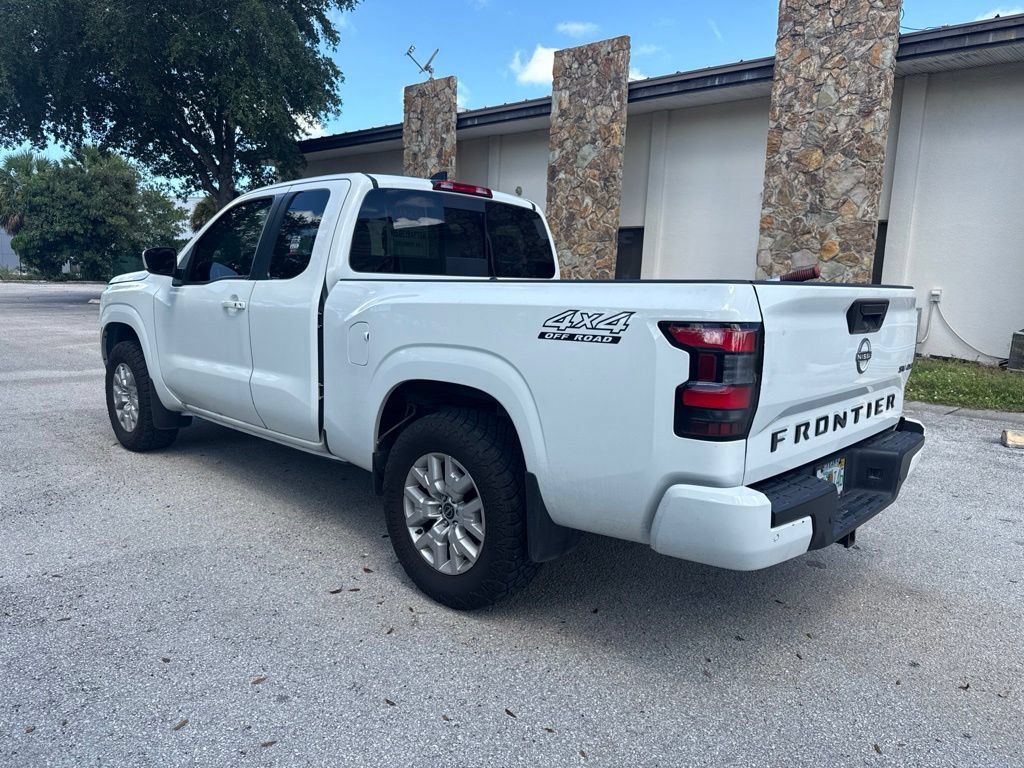 Used 2024 Nissan Frontier SV w/ SV Convenience Package AWD/4WD image 5