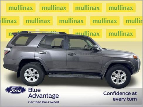 Used 2019 Toyota 4Runner SR5 image 2