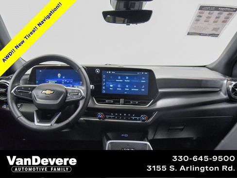 Used 2025 Chevrolet Equinox LT w/ Convenience Package II image 4