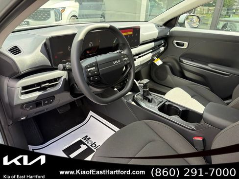 New 2026 Kia K4 FWD image 29