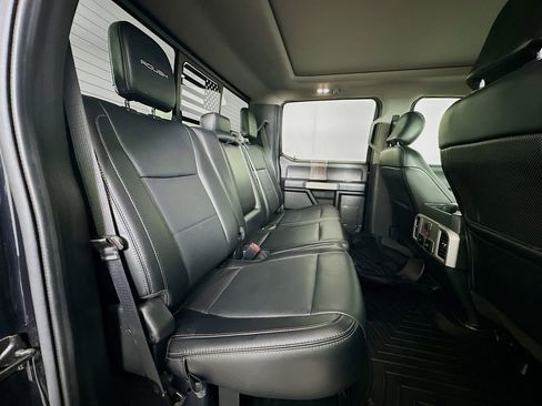 Used 2019 Ford F250 Lariat w/ Lariat Ultimate Package image 29