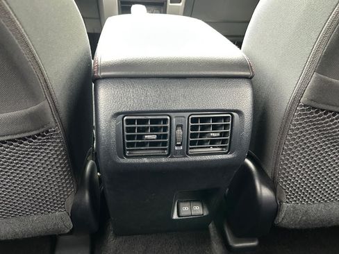 Used 2024 Toyota 4Runner TRD Off-Road AWD/4WD image 37