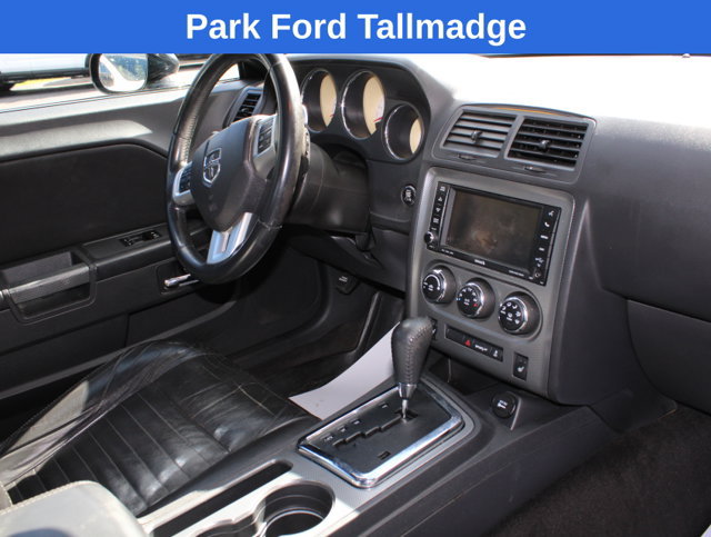 Used 2012 Dodge Challenger R/T RWD image 23