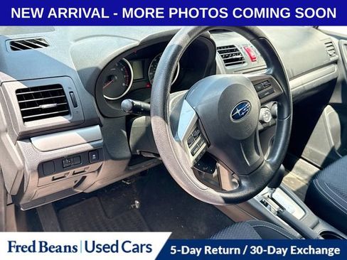 Used 2015 Subaru Forester 2.5i Premium w/ All-Weather Package AWD/4WD image 4