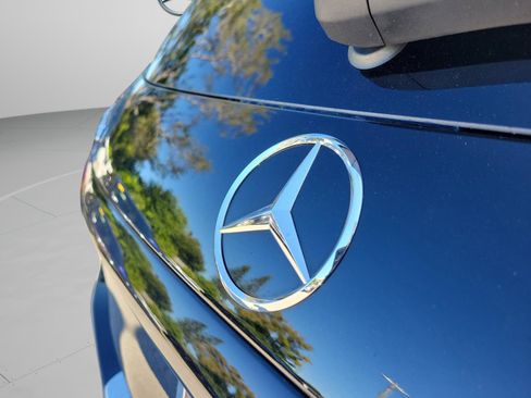 Certified 2026 Mercedes-Benz GLC 300 image 9