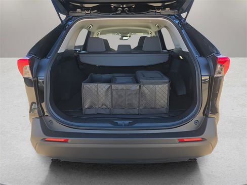New 2025 Toyota RAV4 XLE image 12