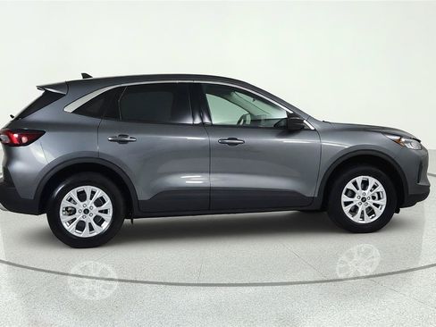 Used 2024 Ford Escape Active AWD/4WD image 4