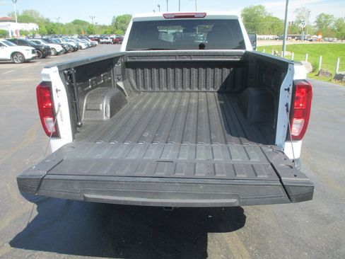 Used 2024 GMC Sierra 1500 SLE w/ Max Trailering Package image 8