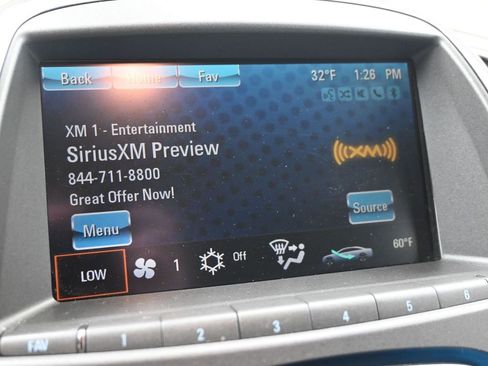 Used 2012 Buick LaCrosse Premium image 18