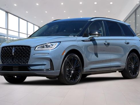 Certified 2025 Lincoln Corsair Grand Touring w/ Equipment Group 302A AWD/4WD image 8