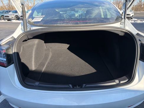 Used 2023 Tesla Model 3 Standard Range image 21