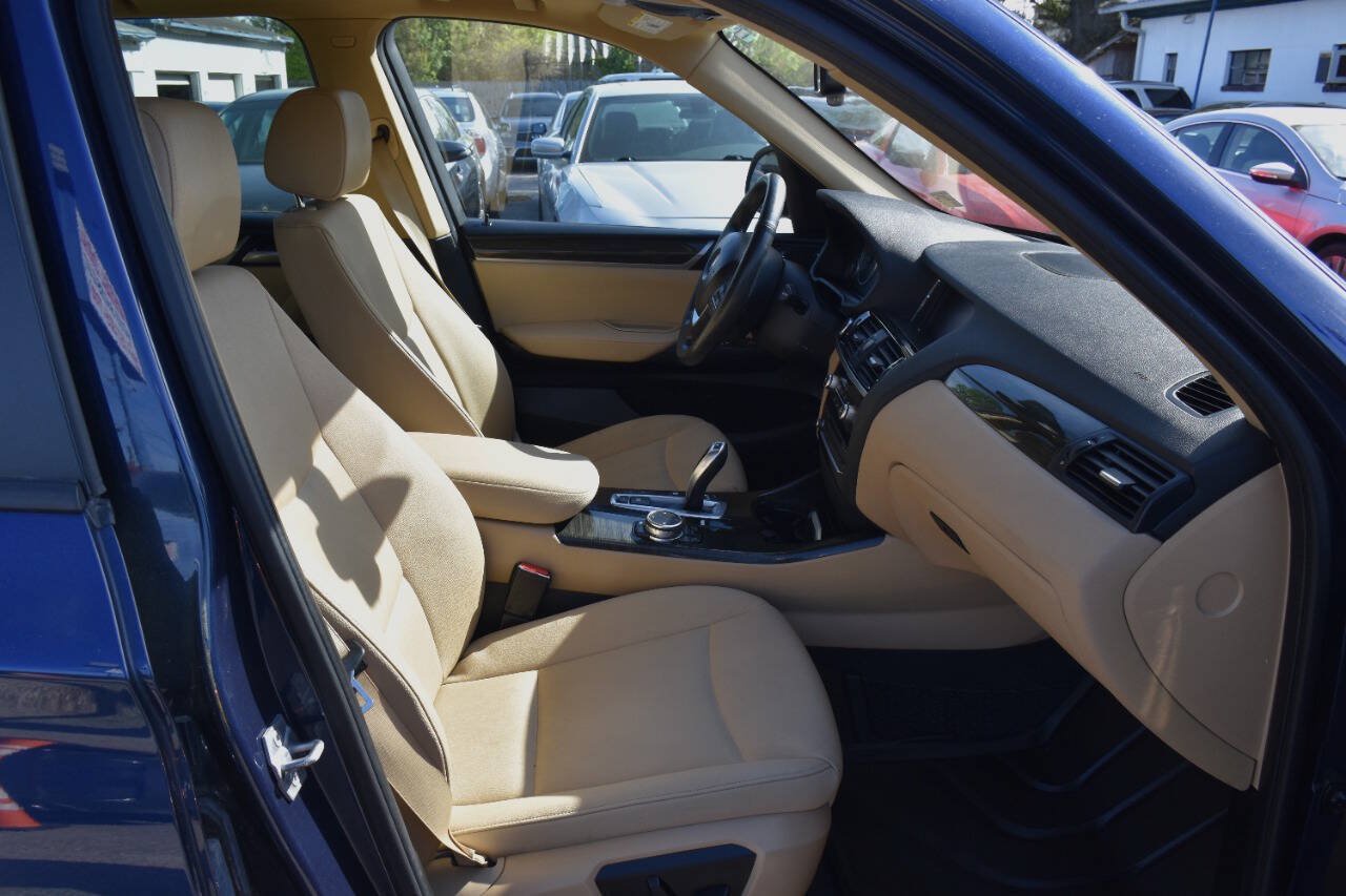 Used 2016 BMW X3 xDrive28i AWD/4WD image 13