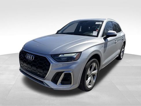 Used 2022 Audi Q5 2.0T Premium Plus w/ Premium Plus Package image 4