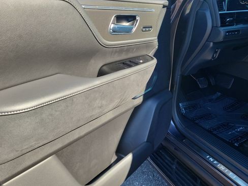 New 2026 INFINITI QX80 Luxe image 15