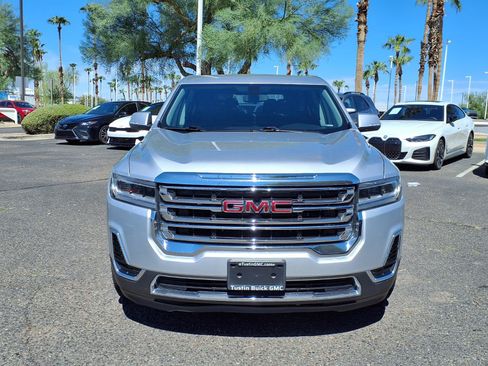 Used 2020 GMC Acadia SLE FWD image 2