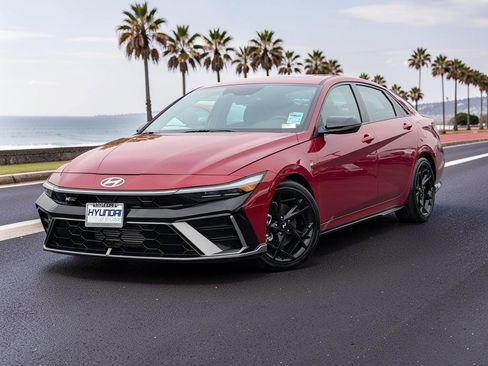 Certified 2025 Hyundai Elantra N Line FWD image 2