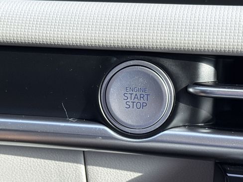 Used 2025 Hyundai Tucson SEL image 18