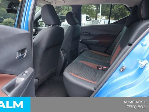 Used 2023 Nissan Kicks SR FWD image 18