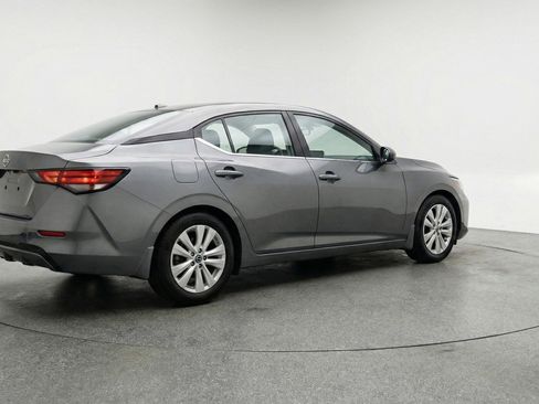 Used 2025 Nissan Sentra S image 9
