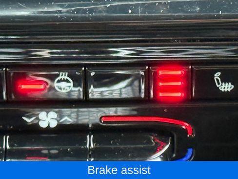 Used 2023 Jeep Grand Cherokee Altitude image 27