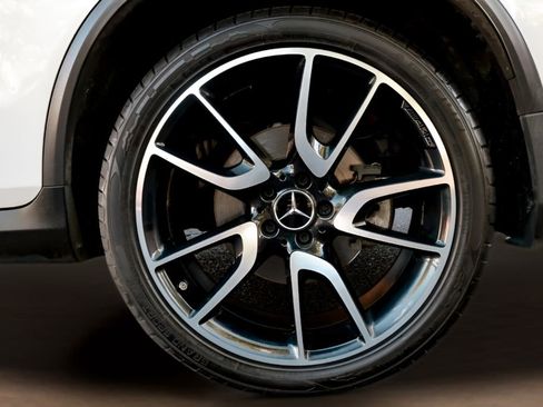 Used 2019 Mercedes-Benz GLC 43 AMG 4MATIC Coupe image 37