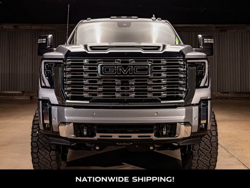 Used 2025 GMC Sierra 2500 Denali w/ Denali Reserve Package image 4