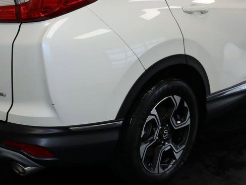 Used 2018 Honda CR-V Touring image 15