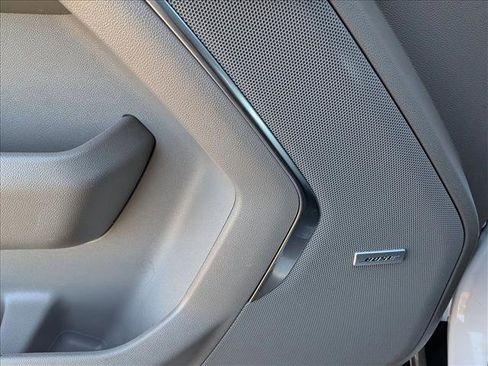 Used 2024 Chevrolet Tahoe Z71 w/ Luxury Package image 15