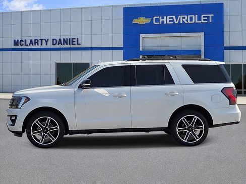 Used 2019 Ford Expedition Limited w/ Equipment Group 303A AWD/4WD image 3