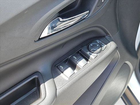 Used 2020 Chevrolet Equinox LT FWD image 10