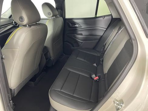 New 2026 Chevrolet Trax ACTIV w/ Sunroof Package FWD image 6