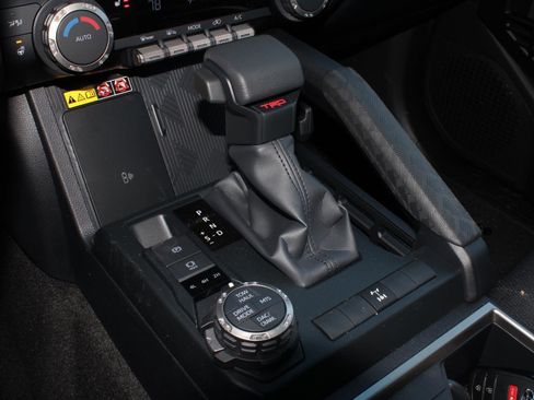 New 2026 Toyota 4Runner 4WD image 14