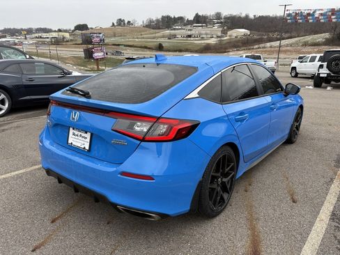 Used 2024 Honda Civic Sport Touring image 5