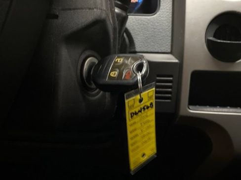 Used 2013 Ford F150 XLT w/ XLT Chrome Pkg RWD image 39