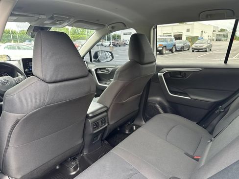 Used 2023 Toyota RAV4 LE FWD image 24