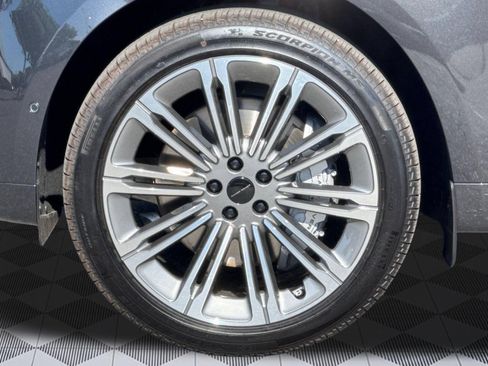 New 2026 Land Rover Range Rover Sport Dynamic SE AWD/4WD image 13