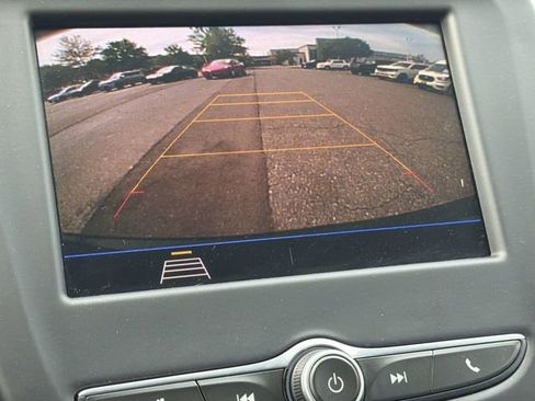 Used 2020 Chevrolet Equinox LT FWD image 16