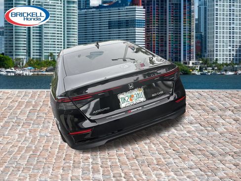 Used 2025 Honda Accord SE image 9