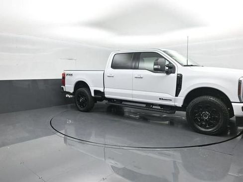 New 2026 Ford F250 XLT w/ XLT Premium Package AWD/4WD image 2