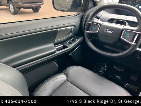 Used 2026 Ford Expedition Max Platinum w/ Driver's Package AWD/4WD image 11