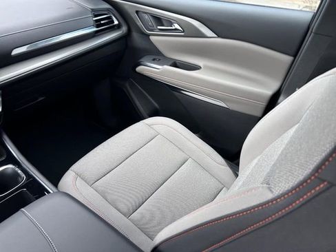 New 2026 Chevrolet Traverse LT w/ Driver Confidence Package image 20