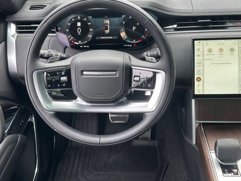 New 2026 Land Rover Range Rover SE image 24