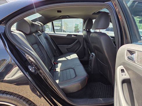 Used 2012 Volkswagen Jetta GLI Autobahn image 14