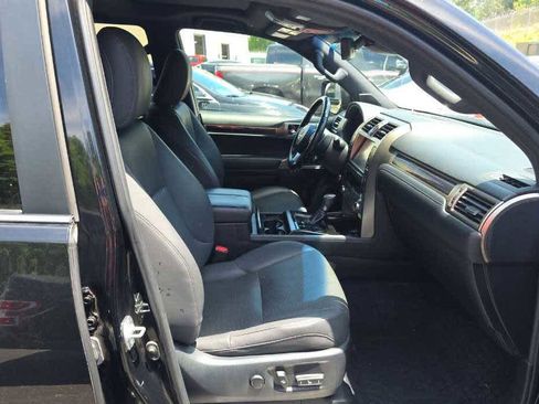Used 2020 Lexus GX 460 Premium w/ Premium Package AWD/4WD image 8