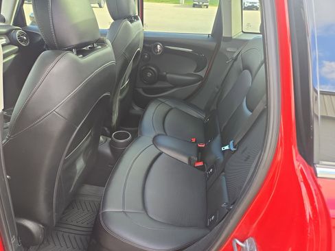 Used 2017 MINI Cooper S image 25