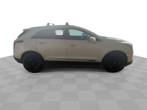 Certified 2026 Cadillac XT5 Premium Luxury w/ LPO, Blue Accent Package FWD image 9