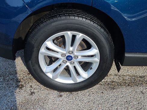 Used 2020 Ford Edge SEL w/ Convenience Package image 9