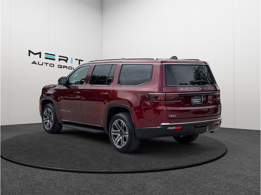 Used 2024 Jeep Wagoneer Series II w/ Flexible Seating Group RWD image 7